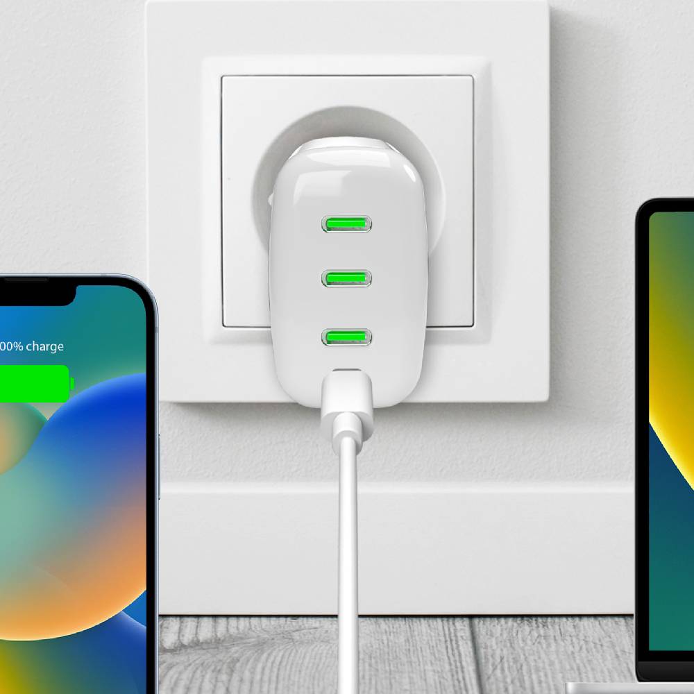 Puro Caricabatterie da parete MiniPro 96W tecnologia GAN: 3 porte USB-C Italia