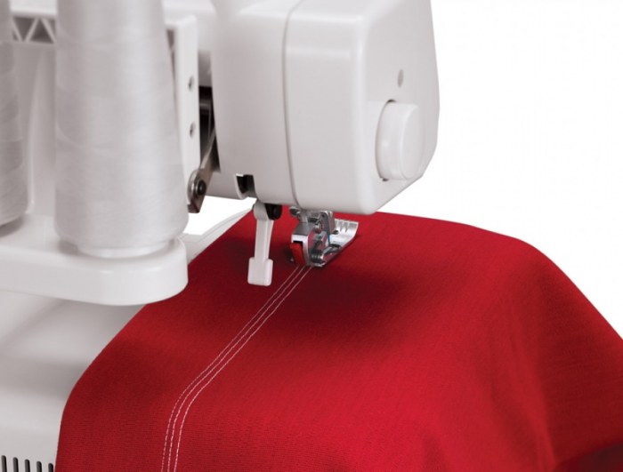 Shopty Macchina punto copertura Singer 14T970C - Cover Stitch Italy