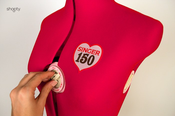 Shopty Manichino sartoriale regolabile DF150 Singer Red - Busto da sarta Small Medium Taglie 40/42 44 46 48 Soddisfazione Garantita