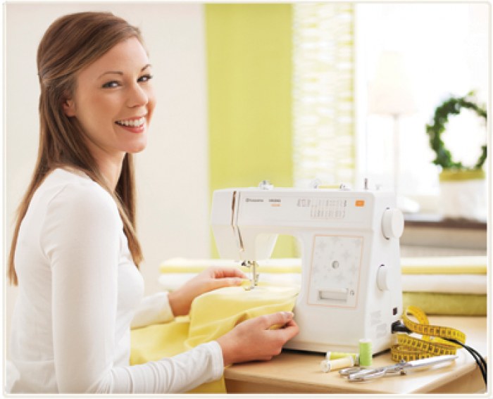 Shopty Macchina per cucire H|CLASS E10 Husqvarna Viking Negozi Online
