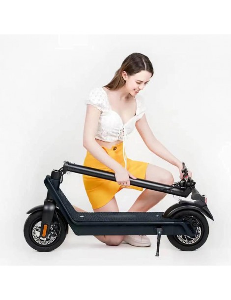 AOVO X9 Plus 10'' Pneumatico Antideflagrante Scooter Elettrico Pieghevole 36V Motore Nominale 500W Batteria 36V 15.6Ah - Nero Offerta Giorno del Papà